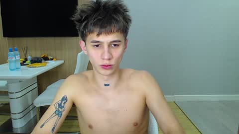 Snapshot of _kurt chatting on 12.23.24 Kurt online show from 12.23.24