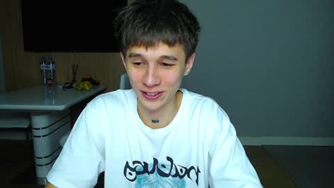 Snapshot of _kurt chatting on 01.05.25 Kurt online show from 01.05.25