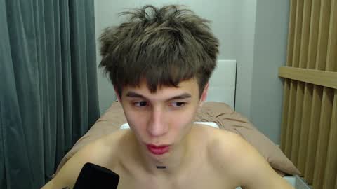 Snapshot of _kurt chatting on 01.05.25 Kurt online show from 01.05.25