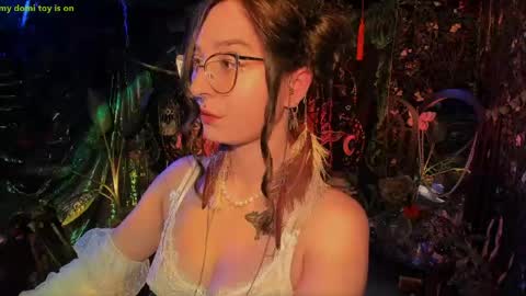 Lady Luna online show from 05.15.26