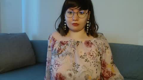 Snapshot of _lalilu_ chatting on 12.16.24 _lalilu_ online show from 12.16.24