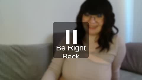 Snapshot of _lalilu_ chatting on 03.10.25 _lalilu_ online show from 03.10.25