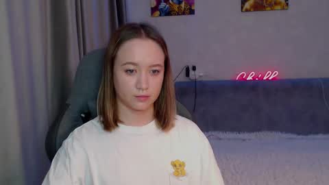 _lalune_ online show from 03.07.25