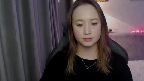 _lalune_ online show from 09.29.25