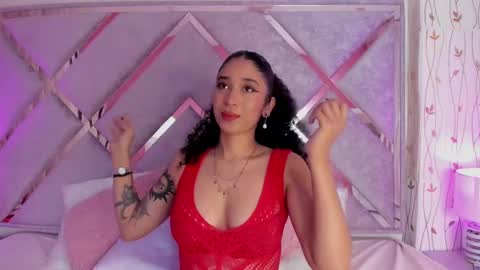 Lanna  online show from 02.24.25