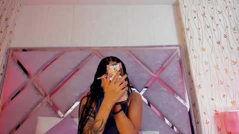 Lanna  online show from 03.06.25