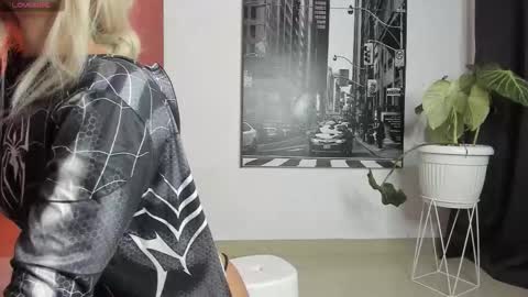 Agatha Arias IG  lapetitemort 1 online show from 09.10.25