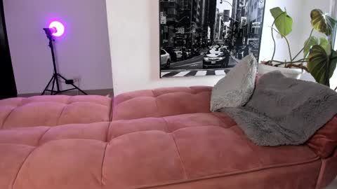 Snapshot of _lapetitemort_ chatting on 05.18.26 Agatha Arias IG lapetitemort 1 online show from 05.18.26