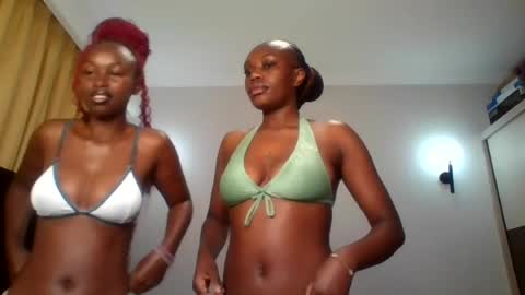Snapshot of _latoyah chatting on 06.25.26 _latoyah online show from 06.25.26