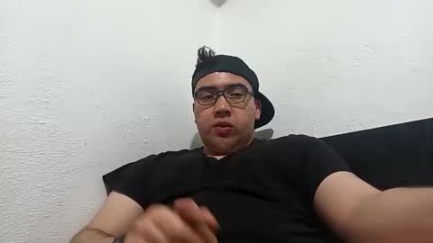 Snapshot of _leclerc_ chatting on 02.13.25 _leclerc_ online show from 02.13.25