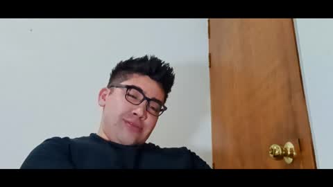 Snapshot of _leclerc_ chatting on 04.04.26 _leclerc_ online show from 04.04.26