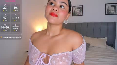 Snapshot of _liastuart1 chatting on 06.26.26 Lia 3 online show from 06.26.26