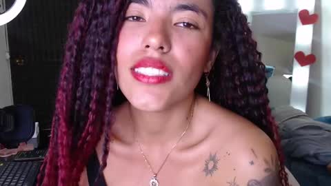 Snapshot of _lili_rose chatting on 02.28.25 Lili online show from 02.28.25