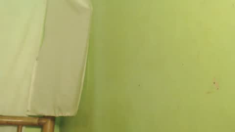 _lilies_gigi_ online show from 02.08.26