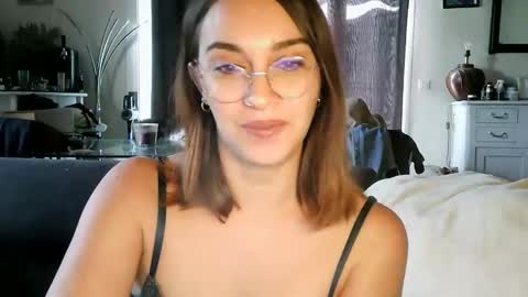 Snapshot of _little_blake chatting on 10.03.25 _little_blake online show from 10.03.25