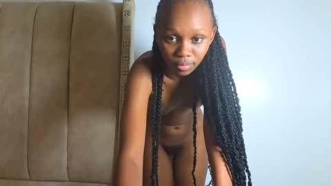 Littlevenus online show from 10.23.25