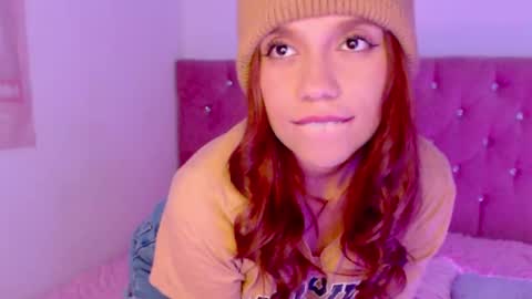 Sofia 3 online show from 02.17.25