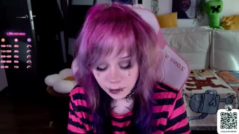 Snapshot of _lollyshy_ chatting on 09.17.25 Lolly online show from 09.17.25