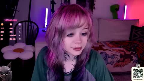 Snapshot of _lollyshy_ chatting on 10.23.25 Lolly online show from 10.23.25