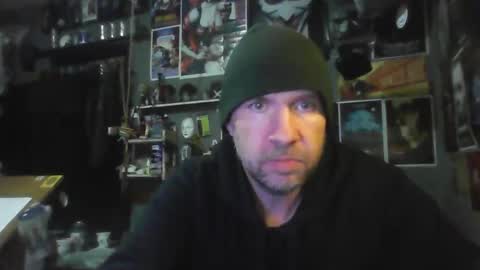 Snapshot of _longfellow chatting on 01.18.26 That guy online show from 01.18.26