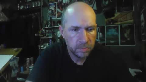 Snapshot of _longfellow chatting on 02.20.26 That guy online show from 02.20.26