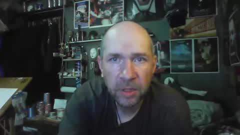 Snapshot of _longfellow chatting on 02.21.26 That guy online show from 02.21.26