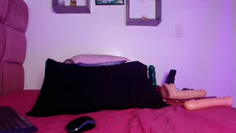 Lorrayne online show from 01.22.25