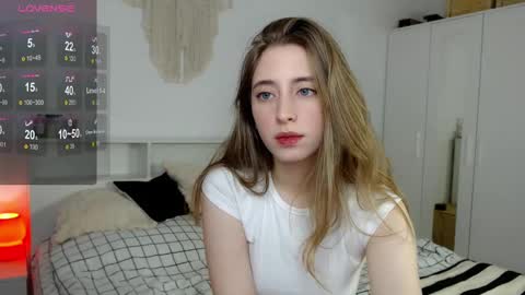 Snapshot of _loveliness_ chatting on 01.16.25 Amanda mandy online show from 01.16.25