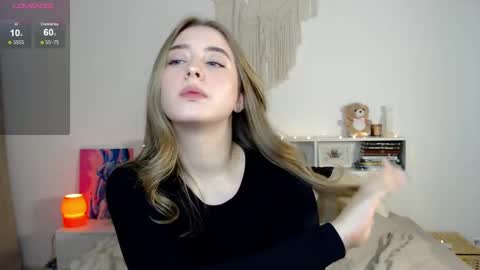 Snapshot of _loveliness_ chatting on 02.07.25 Amanda mandy online show from 02.07.25