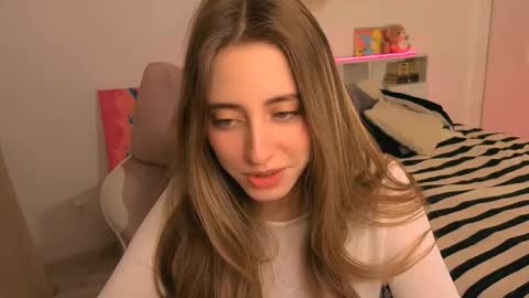 Snapshot of _loveliness_ chatting on 09.16.25 Amanda mandy online show from 09.16.25