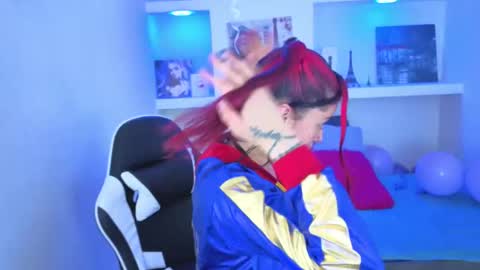 Lucia online show from 10.02.25