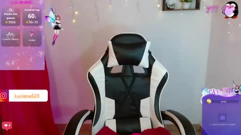 Snapshot of _lucianaa_1 chatting on 05.19.26 _lucianaa_1 online show from 05.19.26