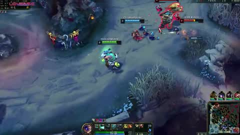 Queen.  Help me reach 100 thumbs up  online show from 11.21.25