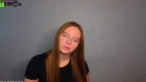 Snapshot of _lysafeta_ chatting on 02.01.25 Welcome guys Pleasure to see you all here My name is Lysafeta and MichaelaTip menu is active Private is open online show from 02.01.25