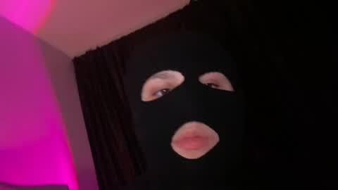 Snapshot of _mafiababes chatting on 02.12.25 Chloe white Rebecca black online show from 02.12.25