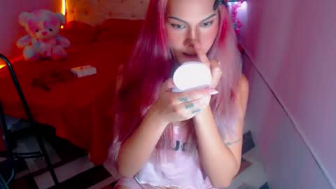 Snapshot of _magdalenaxx chatting on 05.13.26 _magdalenaxx online show from 05.13.26