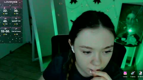 Snapshot of _margoqueen_ chatting on 01.24.25 Margo online show from 01.24.25