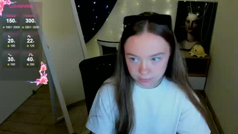 Snapshot of _margoqueen_ chatting on 06.30.26 Margo online show from 06.30.26