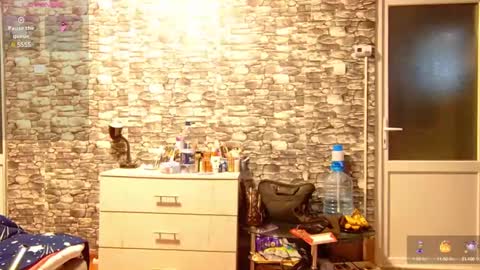  Mari  online show from 12.24.24