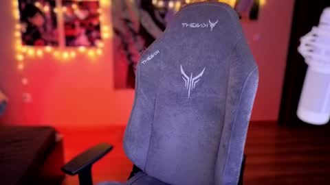 Mariko online show from 02.09.25