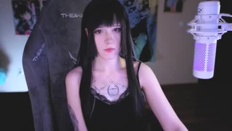 Mariko online show from 02.13.25