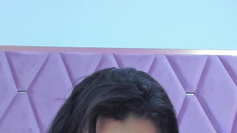 Snapshot of _maskedgirl_ chatting on 10.17.25 Nahayo online show from 10.17.25