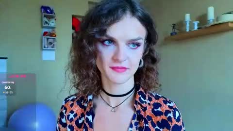 Snapshot of _masterpiece__ chatting on 07.19.26 Sophia online show from 07.19.26