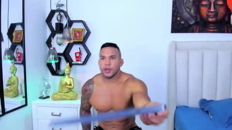 Snapshot of _matthew_santos_ chatting on 10.02.25 _matthew_santos_ online show from 10.02.25