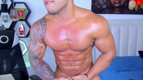 Snapshot of _matthew_santos_ chatting on 10.20.25 _matthew_santos_ online show from 10.20.25