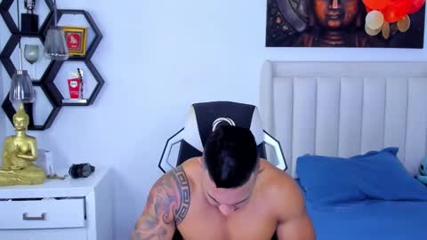 Snapshot of _matthew_santos_ chatting on 11.07.25 _matthew_santos_ online show from 11.07.25