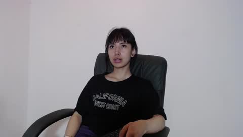 Mavis  online show from 09.25.25