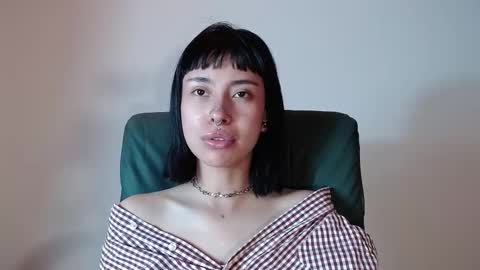 Mavis  online show from 10.10.25