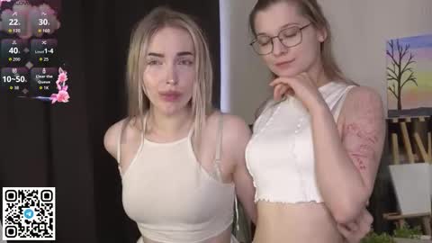 Snapshot of _medal_of_horny_ chatting on 10.09.25 Elva and Kate online show from 10.09.25