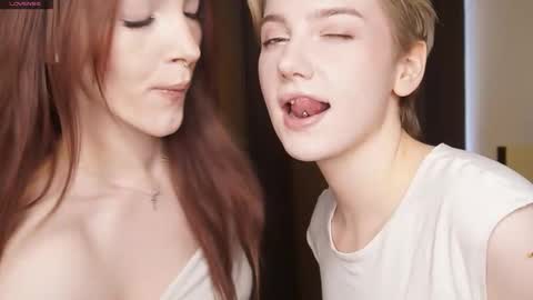 Snapshot of _medal_of_horny_ chatting on 02.25.26 Elva and Kate online show from 02.25.26